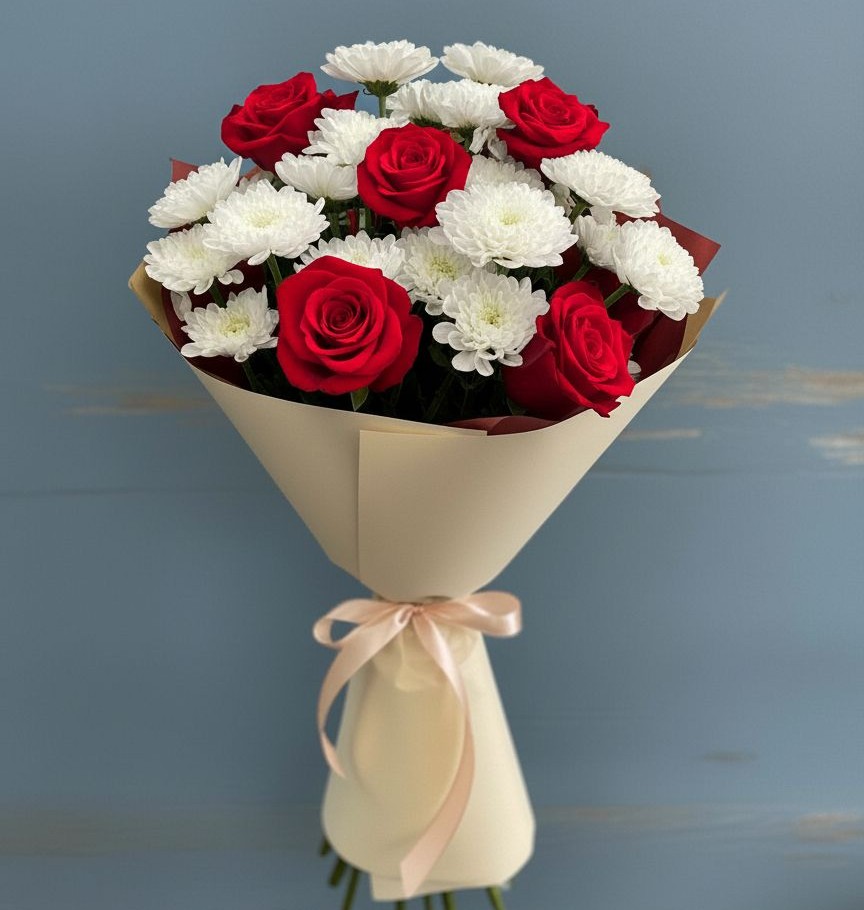 Букет романтическая гармония в Янтарном Букет цветов из: Розы и Хризантемы в Янтарном