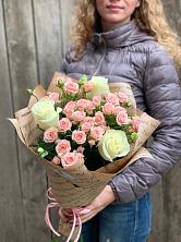 Букет цветов из:  Розы в Янтарном