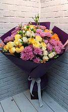 Букет Красочный праздник #REPLACE_PRED# Янтарном Букет цветов из:  Хризантемы и Розы #REPLACE_PRED# Янтарном