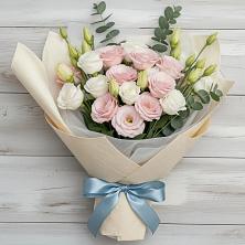 Букет шампанское в Янтарном Букет цветов из:  Лизиантусы в Янтарном