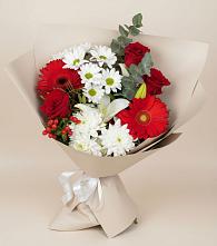 Букет поцелуй лета в Янтарном Букет цветов из:  Розы, Хризантемы, Герберы и Лилии в Янтарном