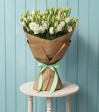 Букет Утренняя Свежесть в Янтарном Букет цветов из:  Лизиантусы в Янтарном