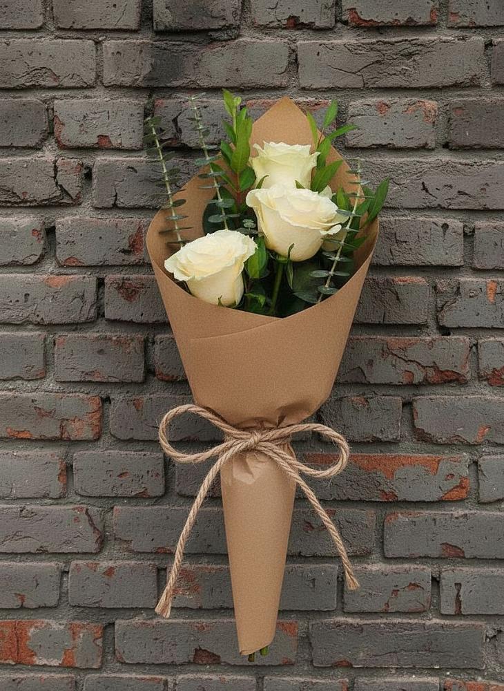 Букет из 3 роз в Янтарном Букет цветов из: Розы в Янтарном