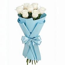 7 Белых роз Проуд в Янтарном Букет 7 белых роз Проуд в Янтарном