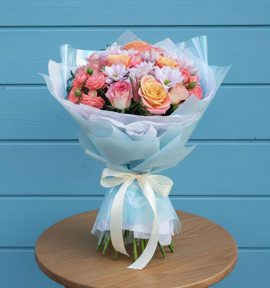 Букет Счастливые мгновение в Янтарном Букет цветов из: Хризантемы и Розы в Янтарном