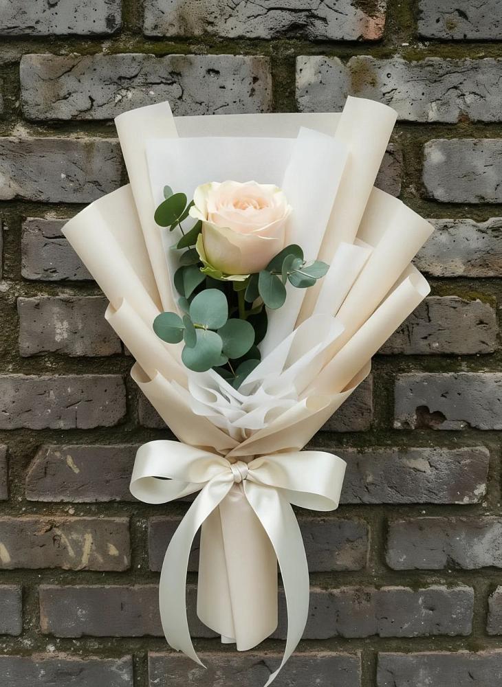 Букет Королевская звезда в Янтарном Букет цветов из: Розы в Янтарном