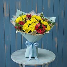 Букет сочные брызги в Янтарном Букет цветов из:  Альстромерии и Хризантемы в Янтарном