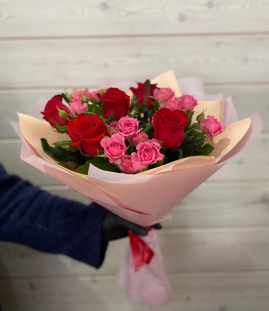 Букет тайны любви в Янтарном Букет цветов из: Розы в Янтарном